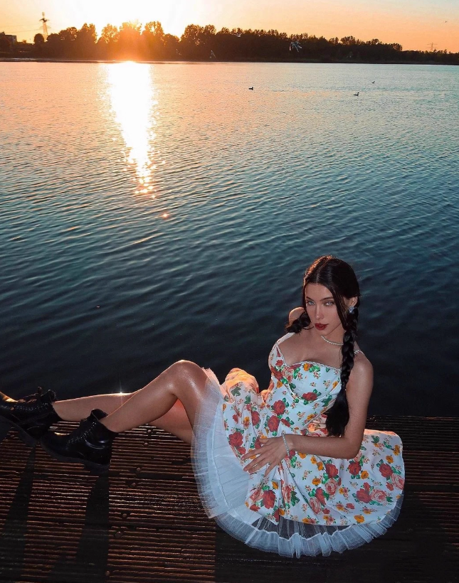Princess A Line Spaghetti Strap Print Floral Satin Short Homecoming Dress 16th Birthday Dress SH3983