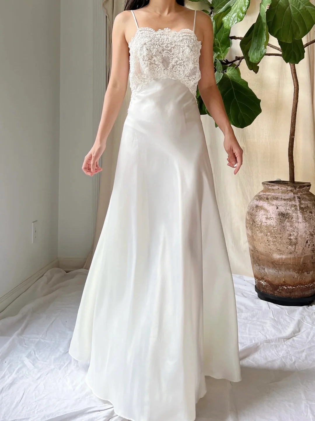 White A Line Spaghetti Straps Lace Satin Chiffon Open Back Prom Dress Evening Dress SH4244