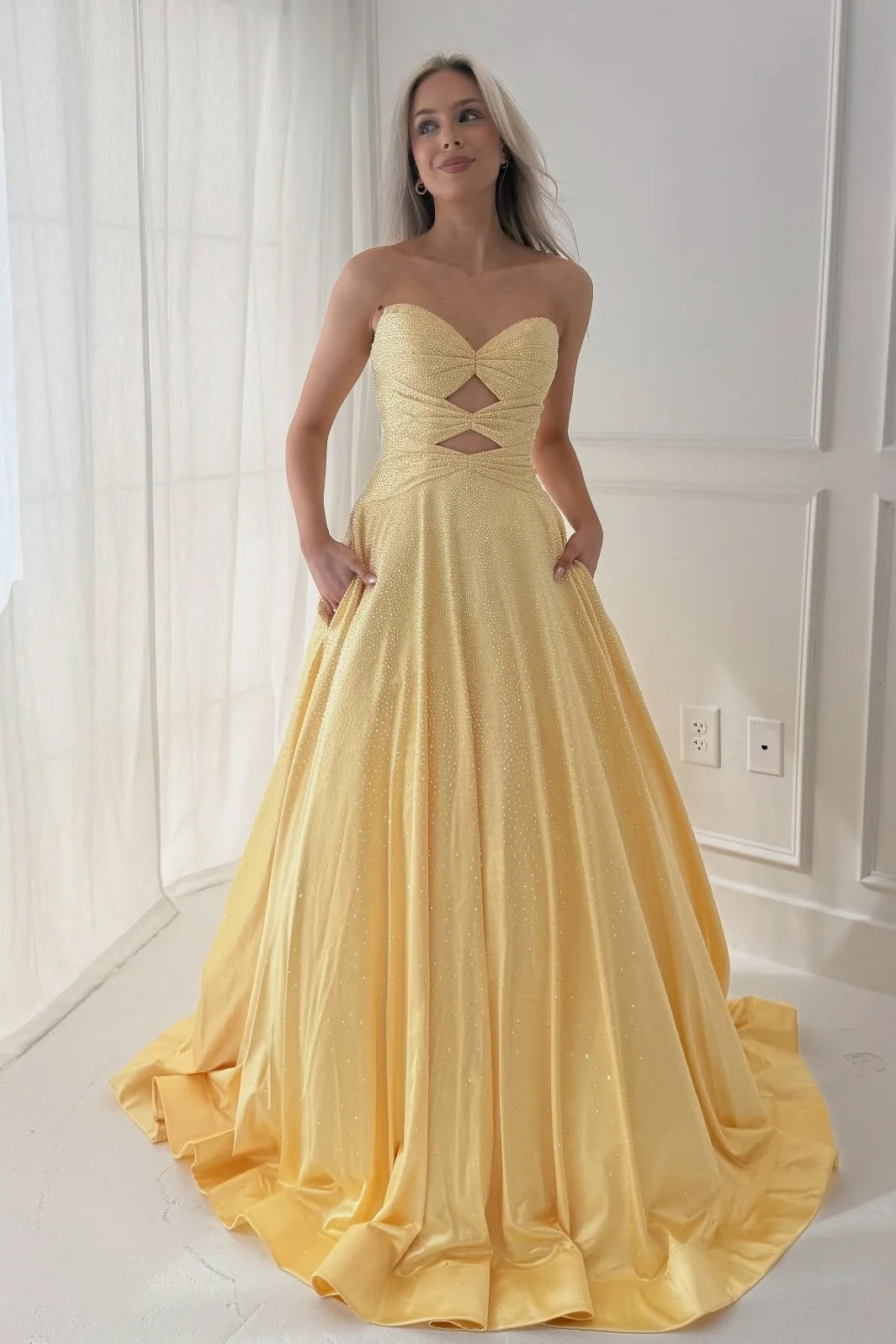 Sparkly A Line Sweetheart Yellow Long Prom Dress with Keyhole Beading SH8132