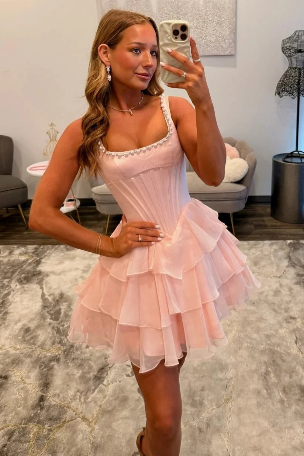 New Arrival A Line Square Neck Light Pink Chiffon Short Homecoming Dress with Pearls SH7973