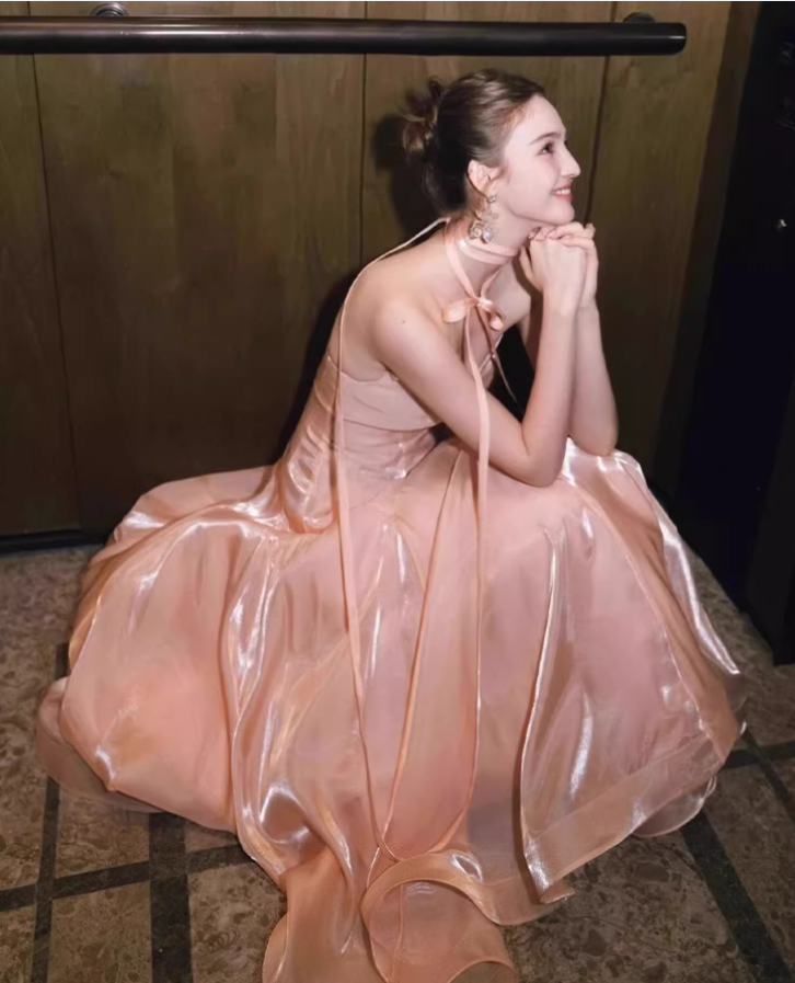 Stunning Pink A Line Sweetheart Neck Satin Prom Dress Evening Dress 16th Birthday Dress SH4048