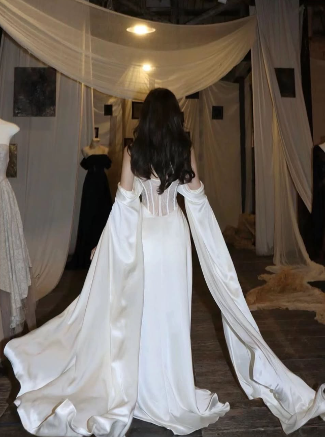 Elegant White A Line Long Sleeve Lace Satin Prom Dress Evening Dress Formal Gown SH3928