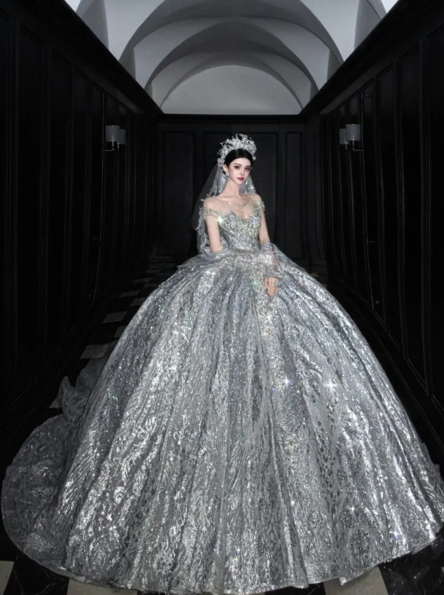 Silver Sequin Ball Gown Round Neck Prom Dress Evening Dress Party Dress SH3614