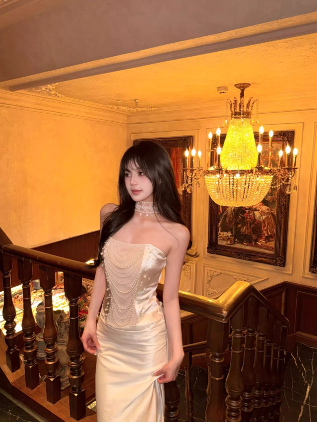 Two Piece Mermaid Strapless Pearl Satin Long Prom Dress Evening Dress SH3765