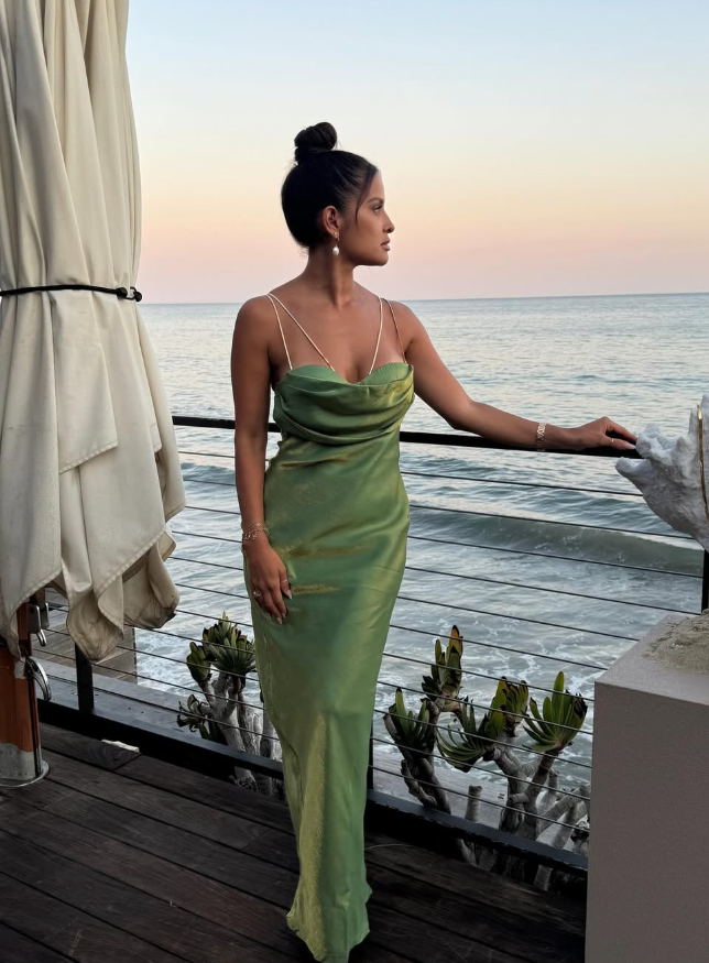 Stunning Green Sheath Spaghetti Strap Satin Long Prom Dress Party Dress SH3967