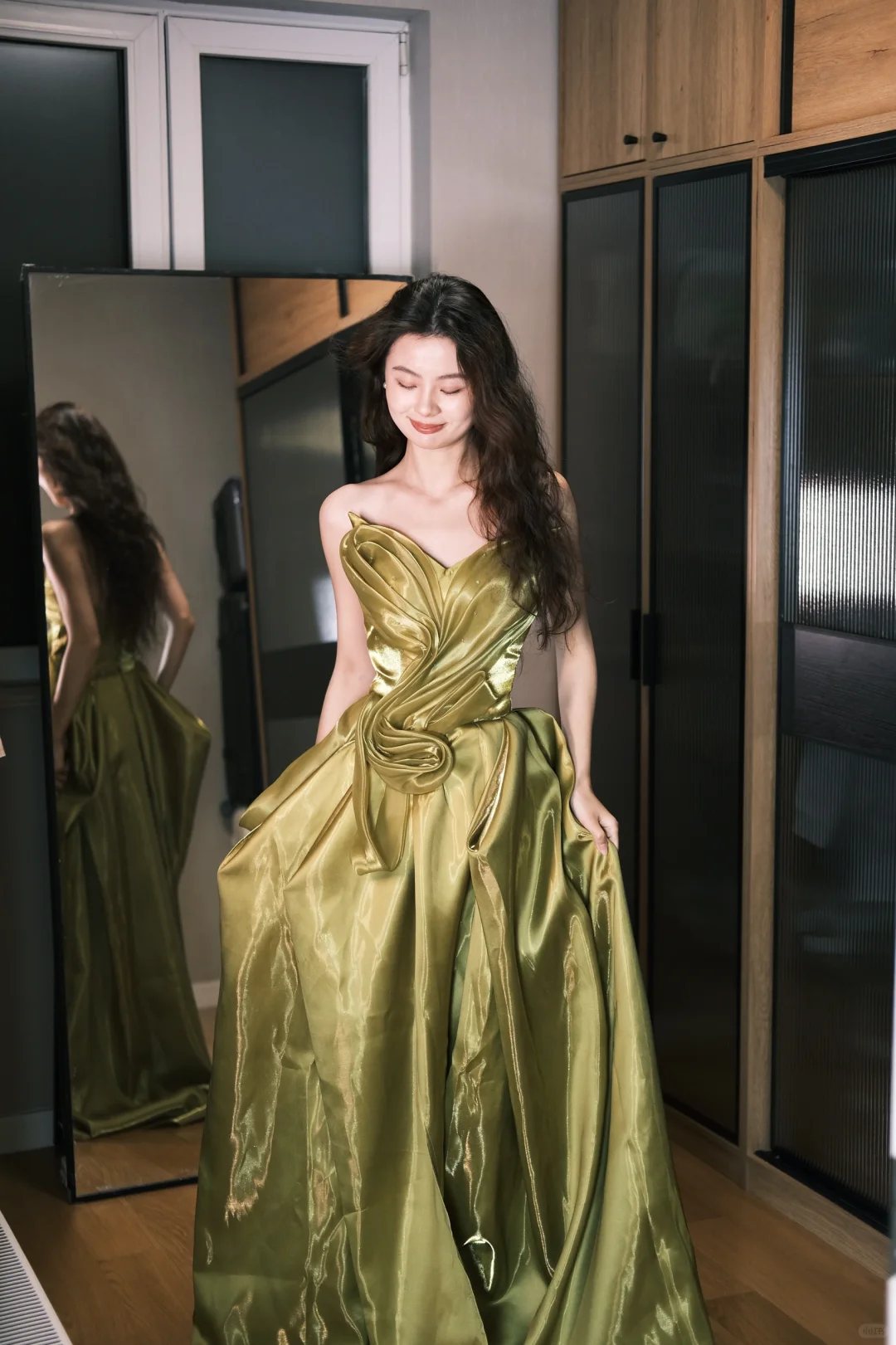 Olive Green A Line Sweetheart Neck Pleated Satin Long Prom Dress Formal Gown SH4181