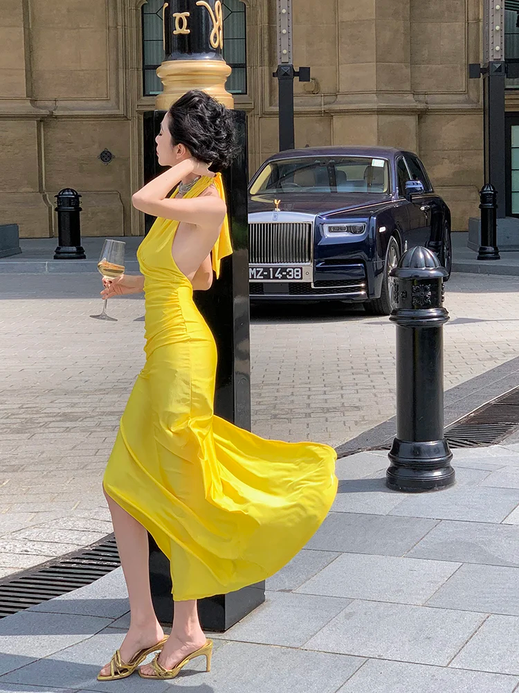 Sexy Bright Yellow Sheath Halter Satin Open Back Prom Dress Evening Dress with Slit SH4335