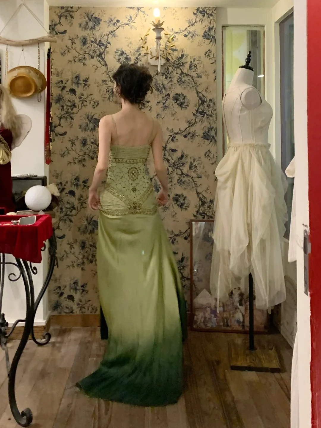 Vintage Green Ombre A Line Spaghetti Straps Beaded Satin Prom Dress 16th Birthday Dress SH4401
