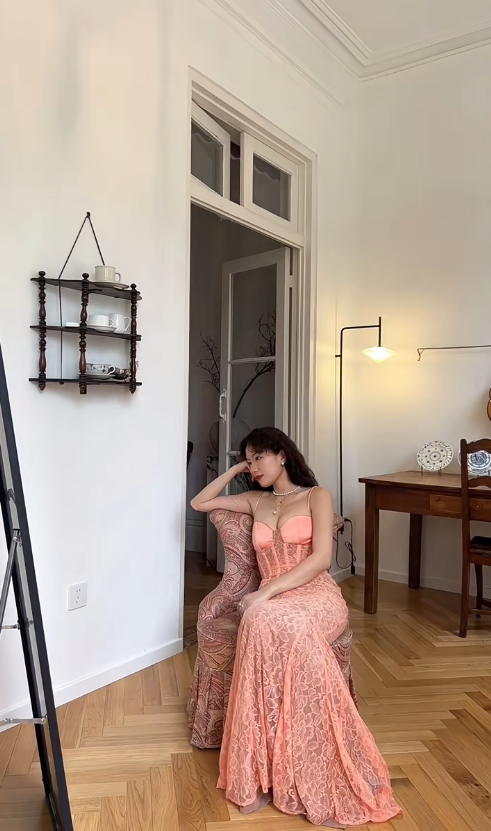 Elegant Mermaid Spaghetti Strap Orange Lace Long Prom Dress SH4569