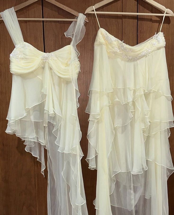 Gentle A Line Two Piece Appliques Tiered Ivory Chiffon Party Dress Evening Dress SH2886