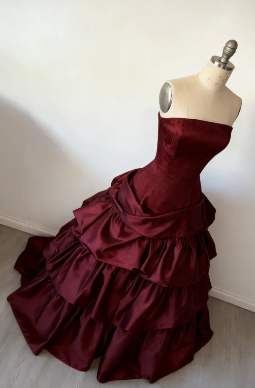 Vintage Simple Ball Gown Strapless Burgundy Layered Satin Long Prom Dress Party Dress SH5537