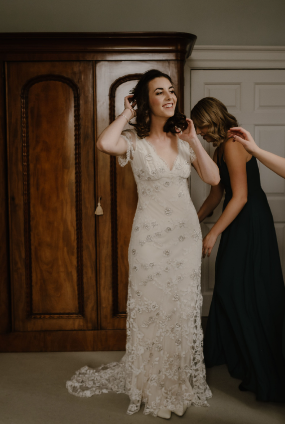 Elegant Sheath V Neck White Lace Long Prom Dress Evening Dress SH2288