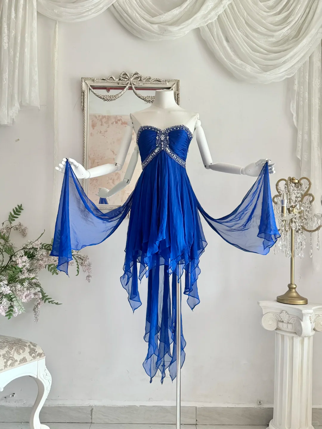 Vintage Blue A Line Sweetheart Neck Rhinestone Ruffle Chiffon Homecoming Dress Outfits SH4554