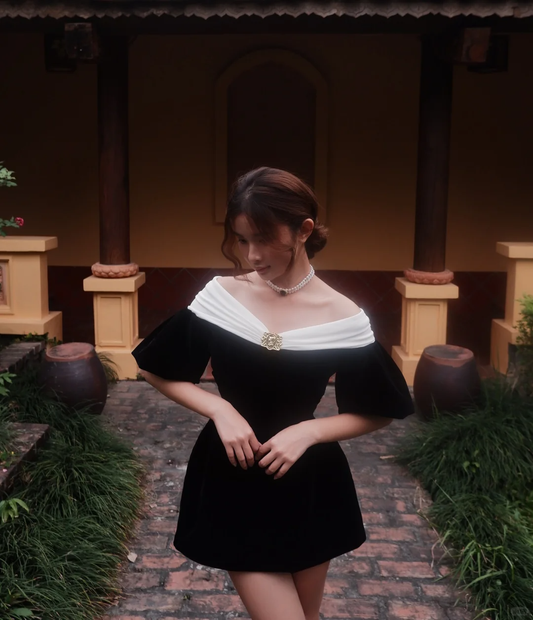 New A Line Puff Black White Satin Short Homecoming Dress Cocktail Dress SH3354