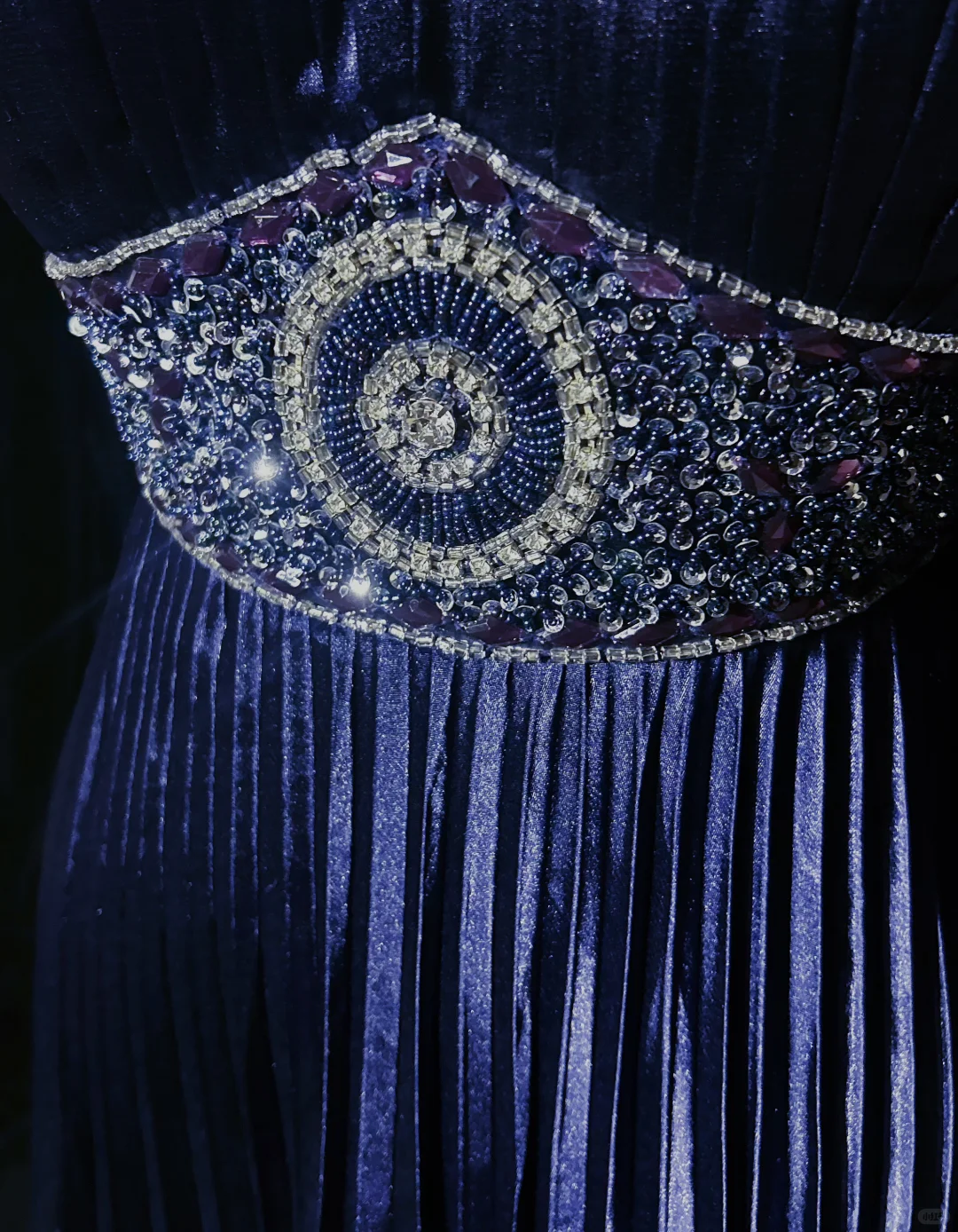 Retro A Line Spaghetti Strap Pleated Beaded Purple Satin Prom Dress Evening Dress SH3327