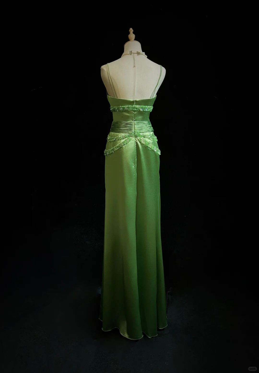 Elegant Green A Line Spaghetti Straps Beaded Pleated Satin Prom Dress Evening Dress SH3335