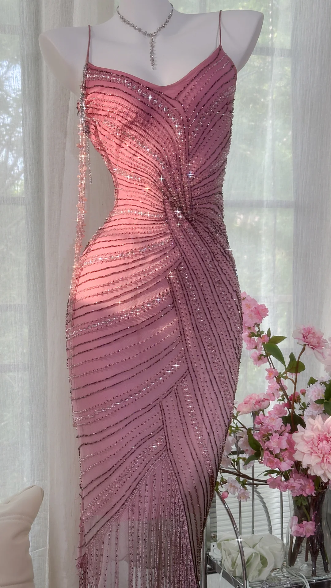 Charming Sheath Spaghetti Strap Beaded Pink Chiffon Party Dress Homecoming Dress SH2952