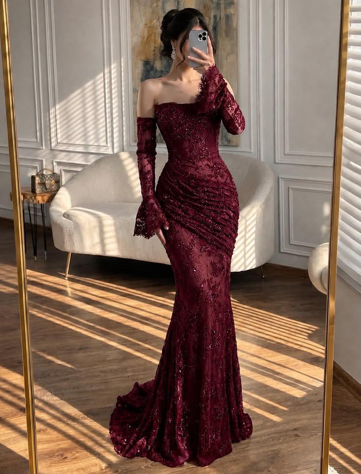 Dazzling Burgundy Mermaid Strapless Beaded Lace Long Prom Dress Evening Dress SH6952