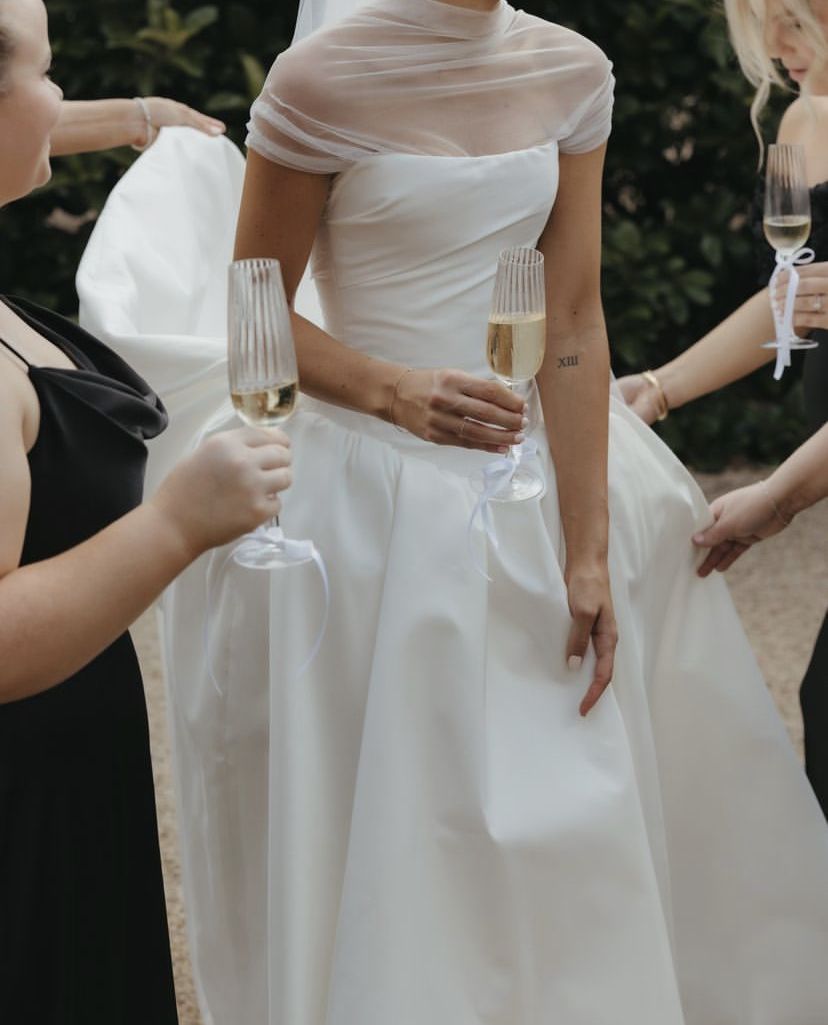 Pretty Ball Gown Strapless Satin Tulle Long Wedding Dress SH4144