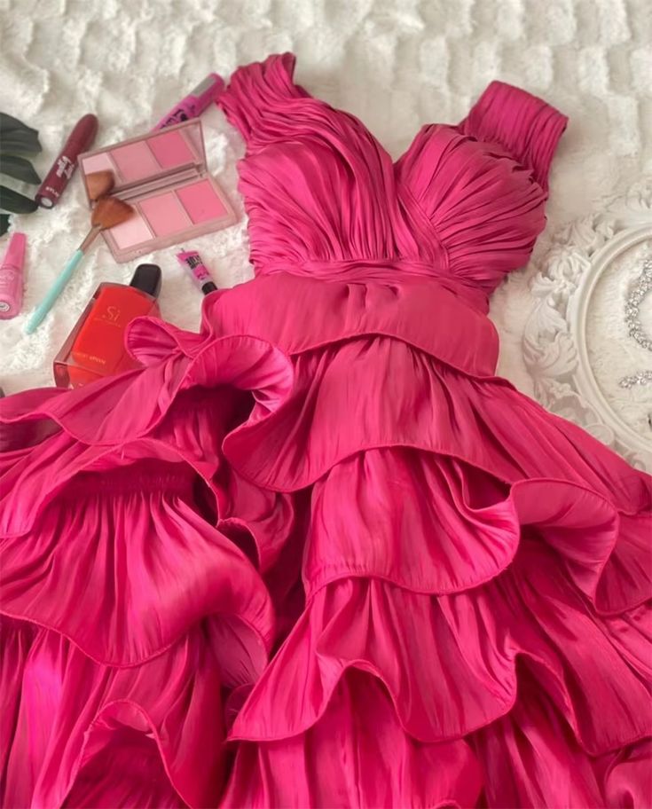 Hot Pink A Line V Neck Ruffles Satin Knee Length Homecoming Dresses Outfits SH3621