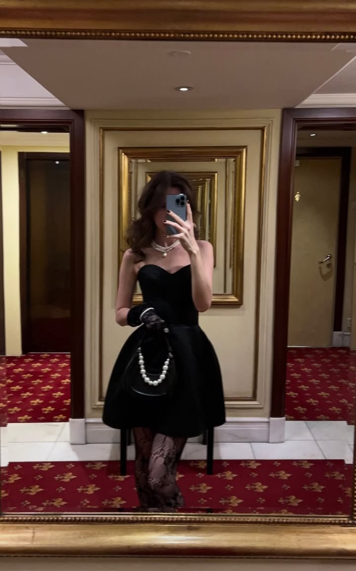 Elegant Black A Line Strapless Velvet Short Prom Dress Homecoming Dress SH7957