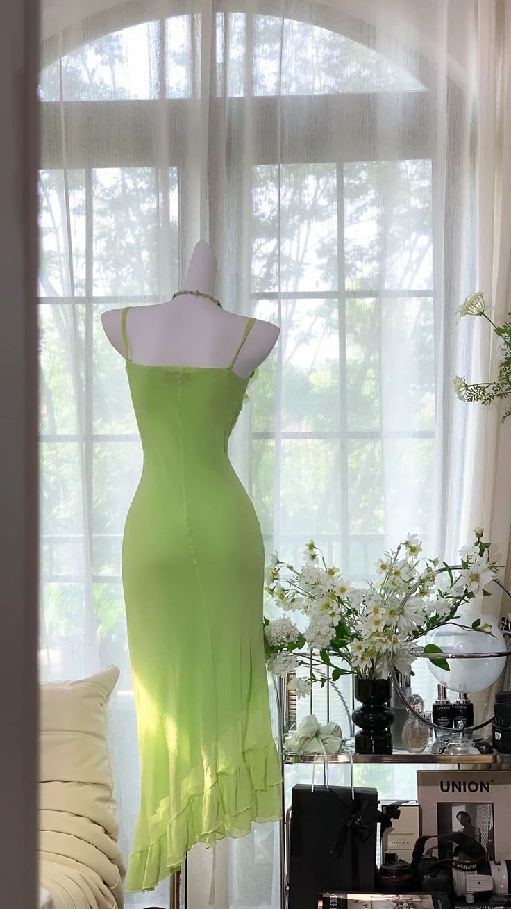 The Wizard of Oz Sheath Spaghetti Strap Ruffle Chiffon Homecoming Dress SH3209