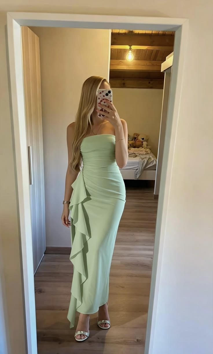 Fresh Green Sheath Strapless Ruffle Satin Long Prom Dress Evening Dress SH7603