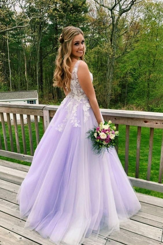 V Neck Open Back Tulle Applique Long Prom Dress SH568