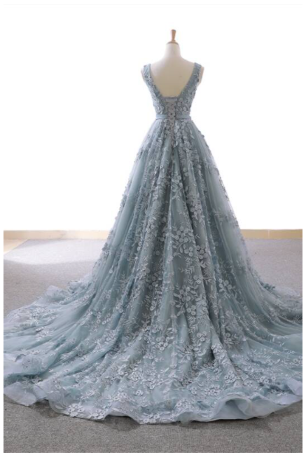 Gorgeous A-line Grey Lace Appliques Long Prom Gown KS4543
