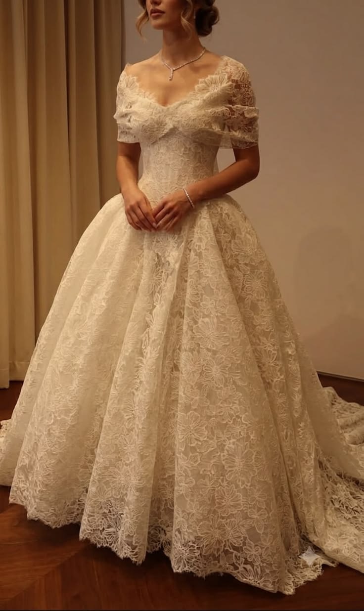 Pretty Ball Gown Off the Shoulder White Lace Long Prom Dress Wedding Dress SH6902