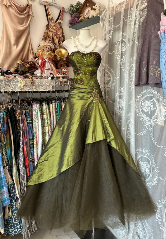 Vintage Green A Line Sweetheart Neck Beaded Satin Prom Dress Evening Dress SH5249