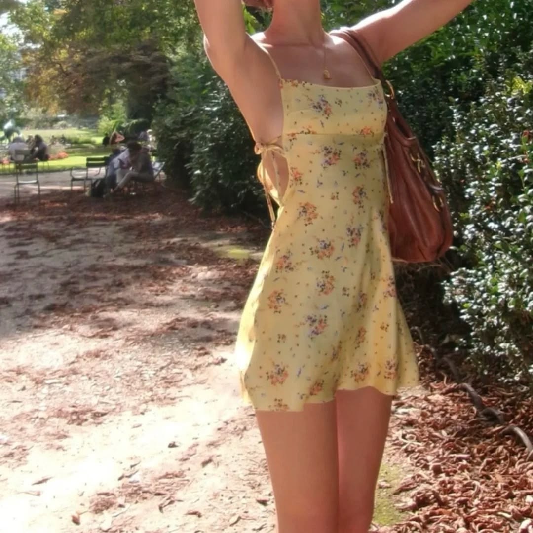 Backless Sexy A Line Spaghetti Print Floral Yellow Satin Short Homecoming Dress Mini Dress SH8016