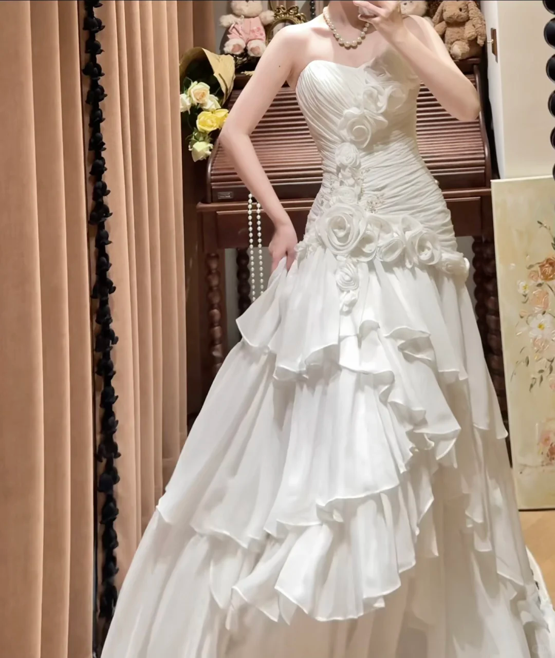 Vintage Stunning A Line Sweetheart Neck 3D Floral Layered White Chiffon Wedding Dress Prom Dress SH5882