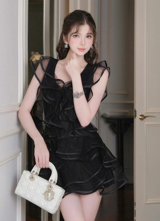 Black A Line V Neck Ruffle Layered Tulle Short Homecoming Dress Outfits SH4432