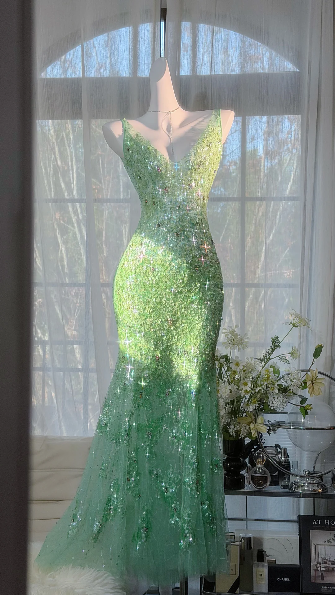 Green Fairy Mermaid V Neck Shiny Sequin Beaded Tulle Backless Graduation Prom Dress SH5342