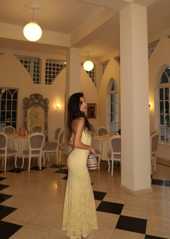 Yellow Sheath Halter V Neck Lace Backless Long Prom Dress Evening Dress SH8958