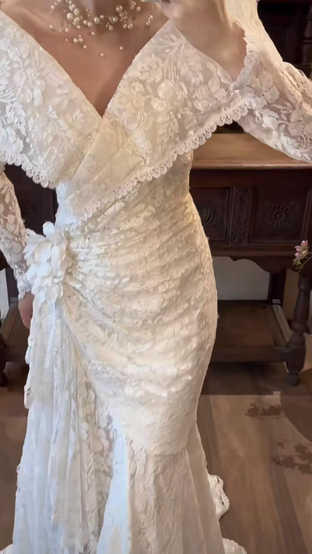 Vintage Mermaid Long Sleeve White Lace Long Prom Dress Wedding Dress SH5159