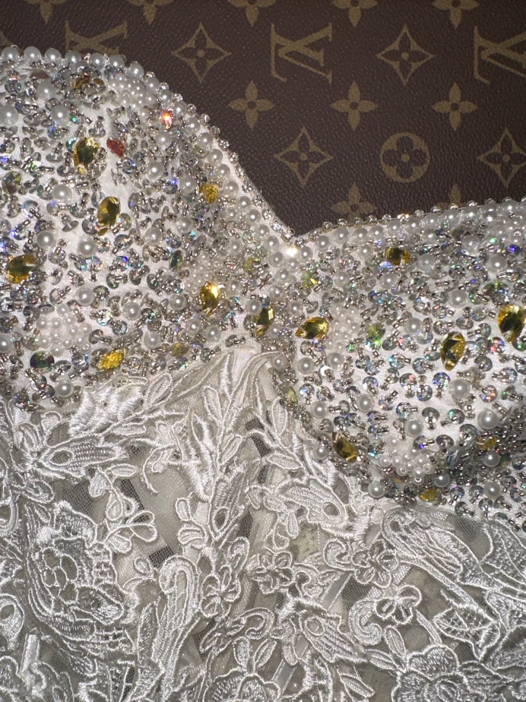 Classy A Line Sweetheart Neck Pearl Beaded Lace Tulle Satin Prom Dress Evening Dress SH3103