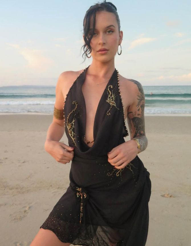 Sexy Black Sheath Halter Pleated Beaded Chiffon Vacation Dress Outfits SH3894