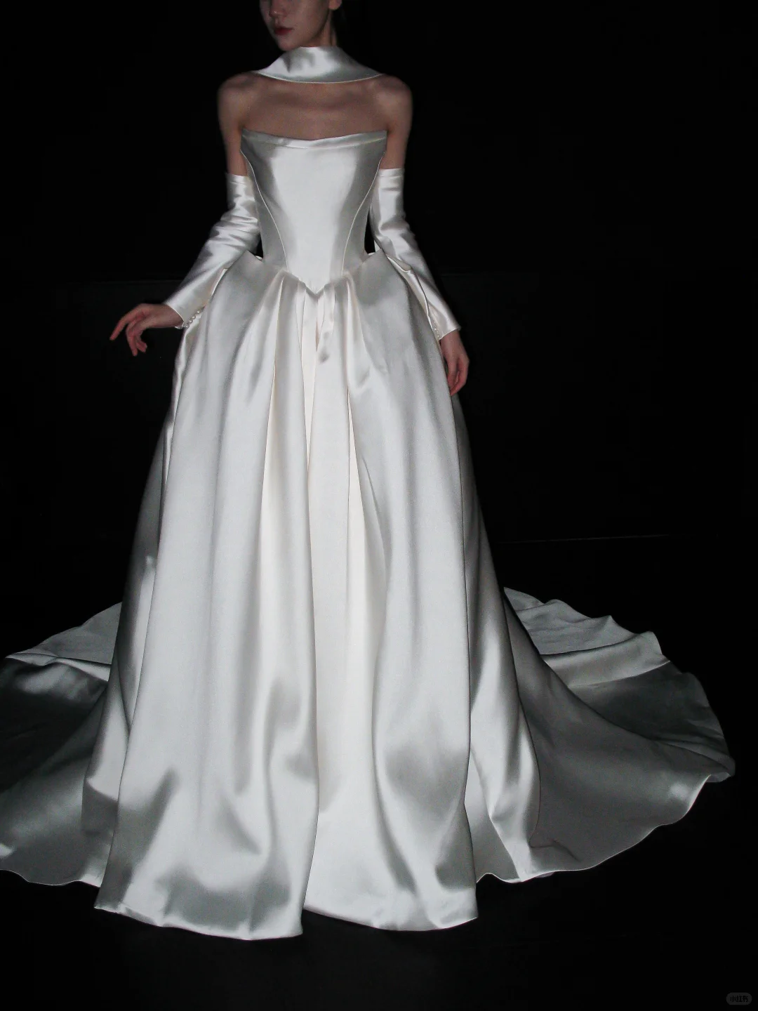 Elegant Ball Gown Strapless White Satin Long Train Wedding Dress SH8886