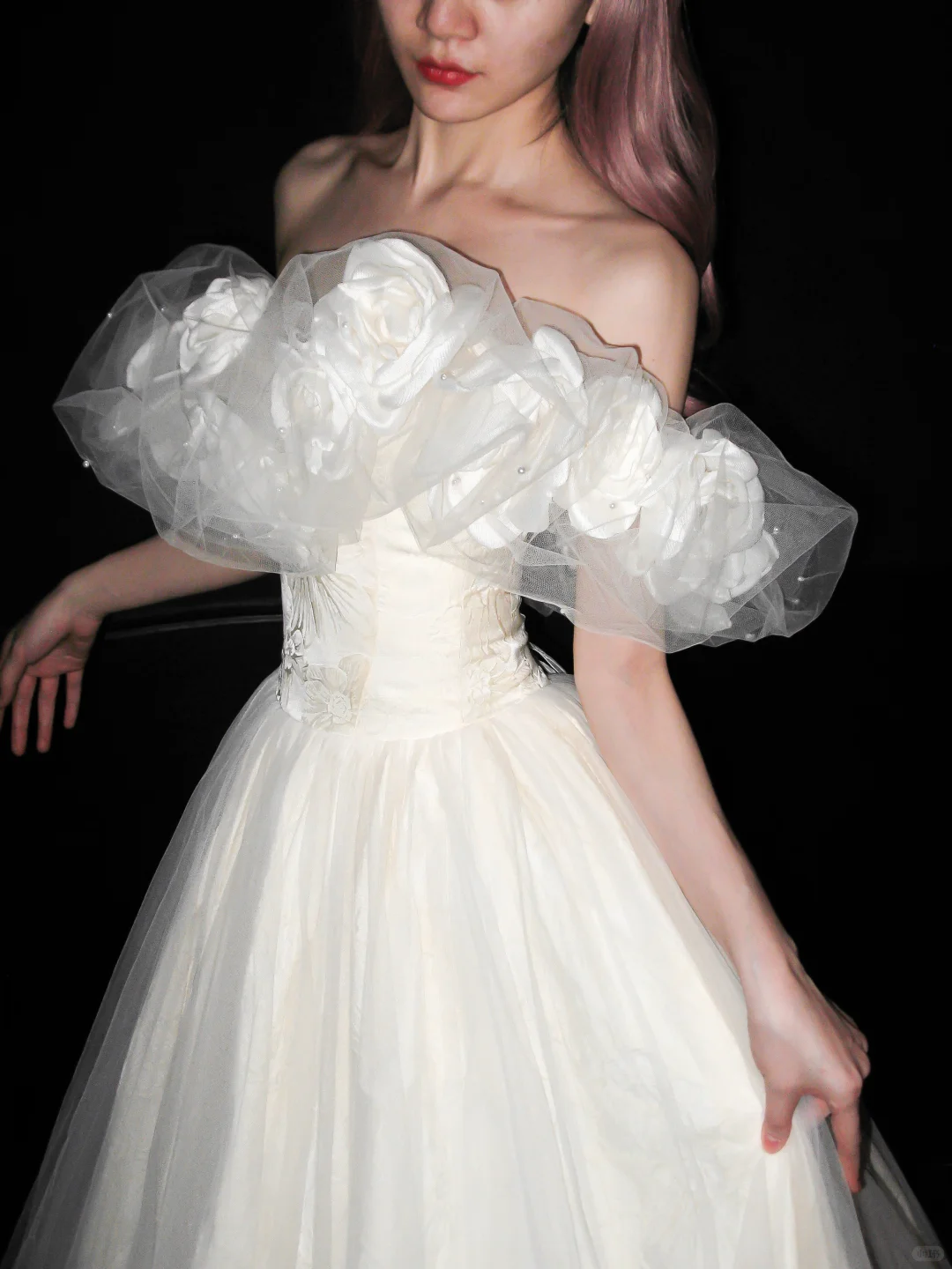Elegant Princess Ball Gown Off the Shoulder Floral Tulle Wedding Dress SH5552