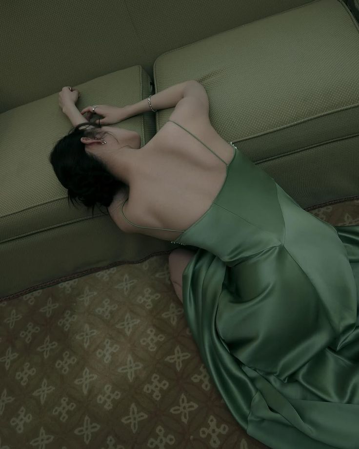 Vintage A Line Spaghetti Strap Beaded Green Satin Party Dress Evening Dress SH2864