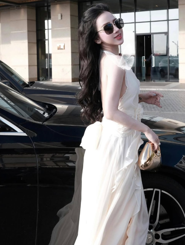 Simple White A Line V Neck Chiffon Open Back Long Prom Dress Date Dress SH4677