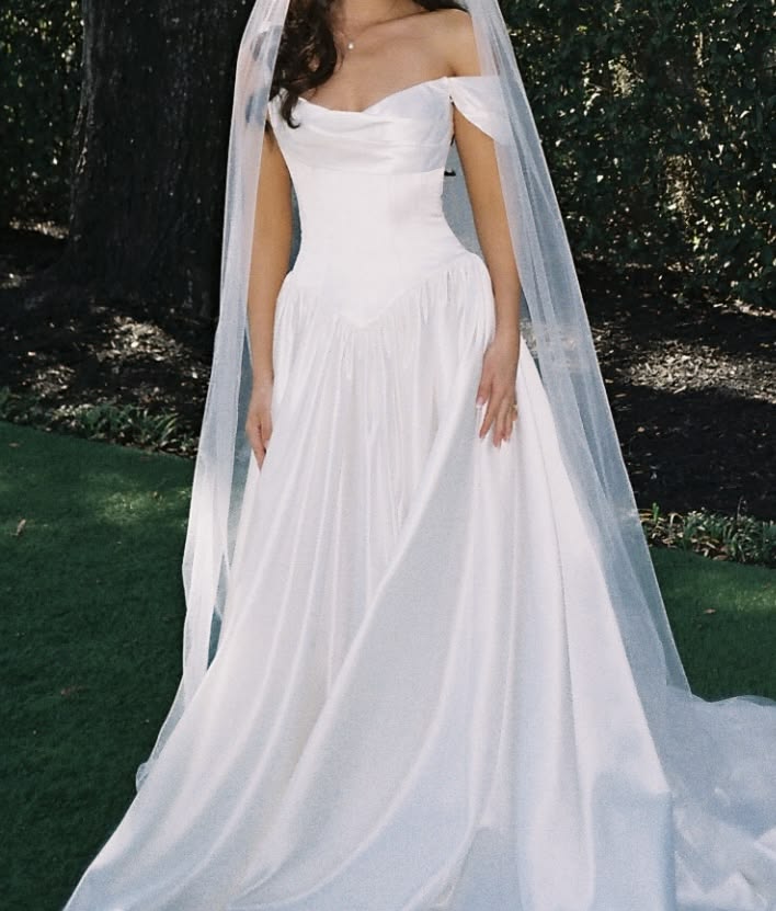 Elegant Ball Gown Off the Shoulder White Satin Long Wedding Dress SH7063