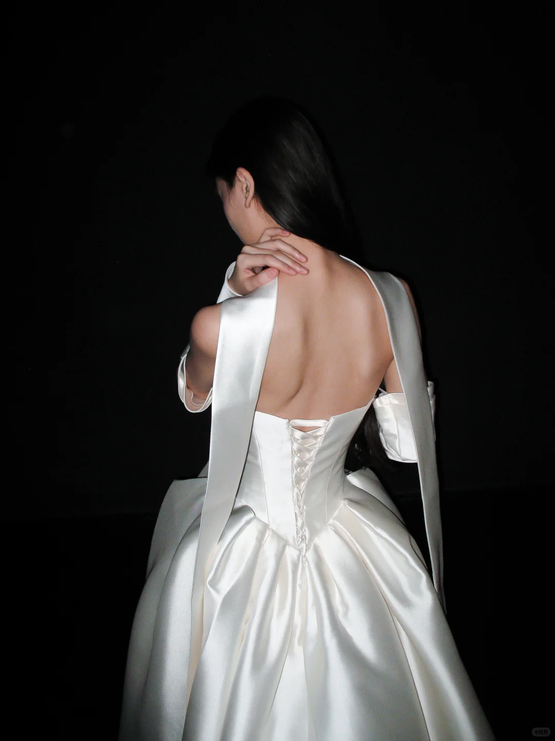 Elegant Ball Gown Strapless White Satin Long Train Wedding Dress SH8886