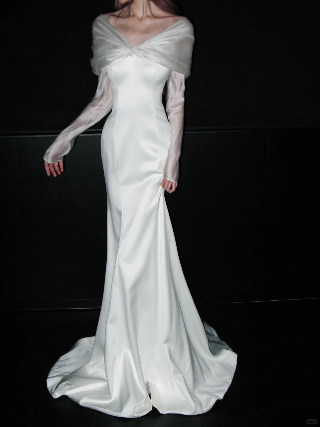 Elegant Mermaid Long Sleeve White Satin Long Sweep Wedding Dress SH5227