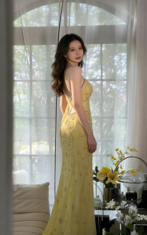 Gorgeous Yellow Spaghetti Strap A Line Chiffon Beaded Long Prom Dress SH2901