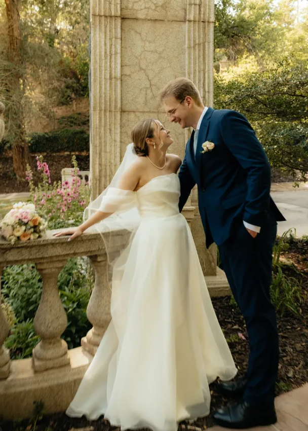 Ethereal Ball Gown Off the Shoulder White Organza Long Wedding Dress SH7143
