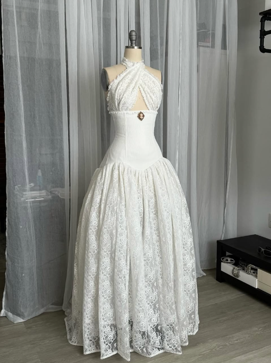 Vintage White A Line Halter Exquisite Lace Backless Long Prom Dress Wedding Dress SH7663