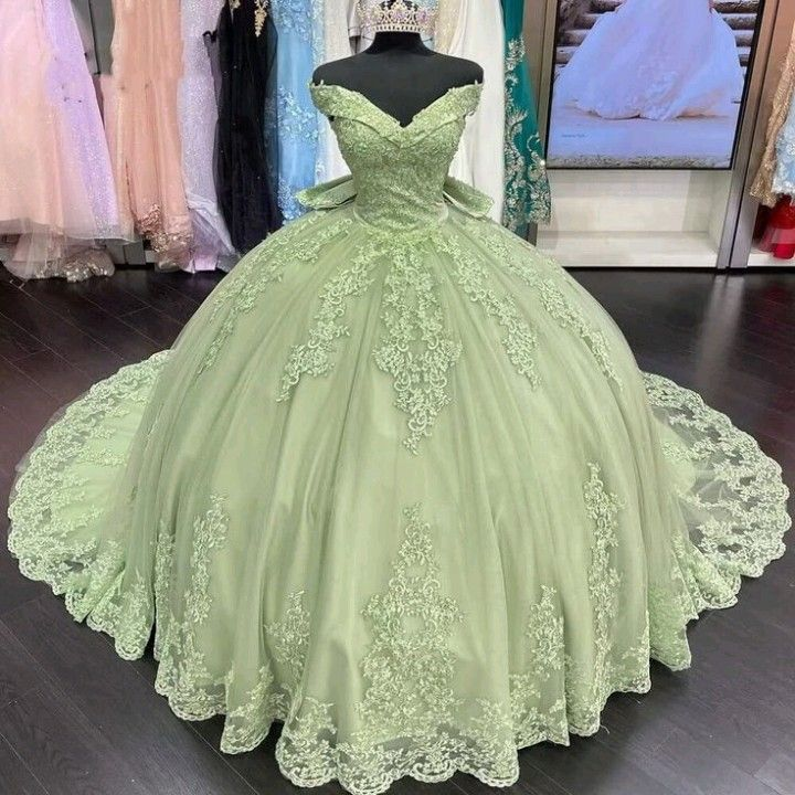 Sage Green Princess Quinceanera Dress Ball Gown Applique Off Shoulder Sweet 16 Prom Dress SH1135